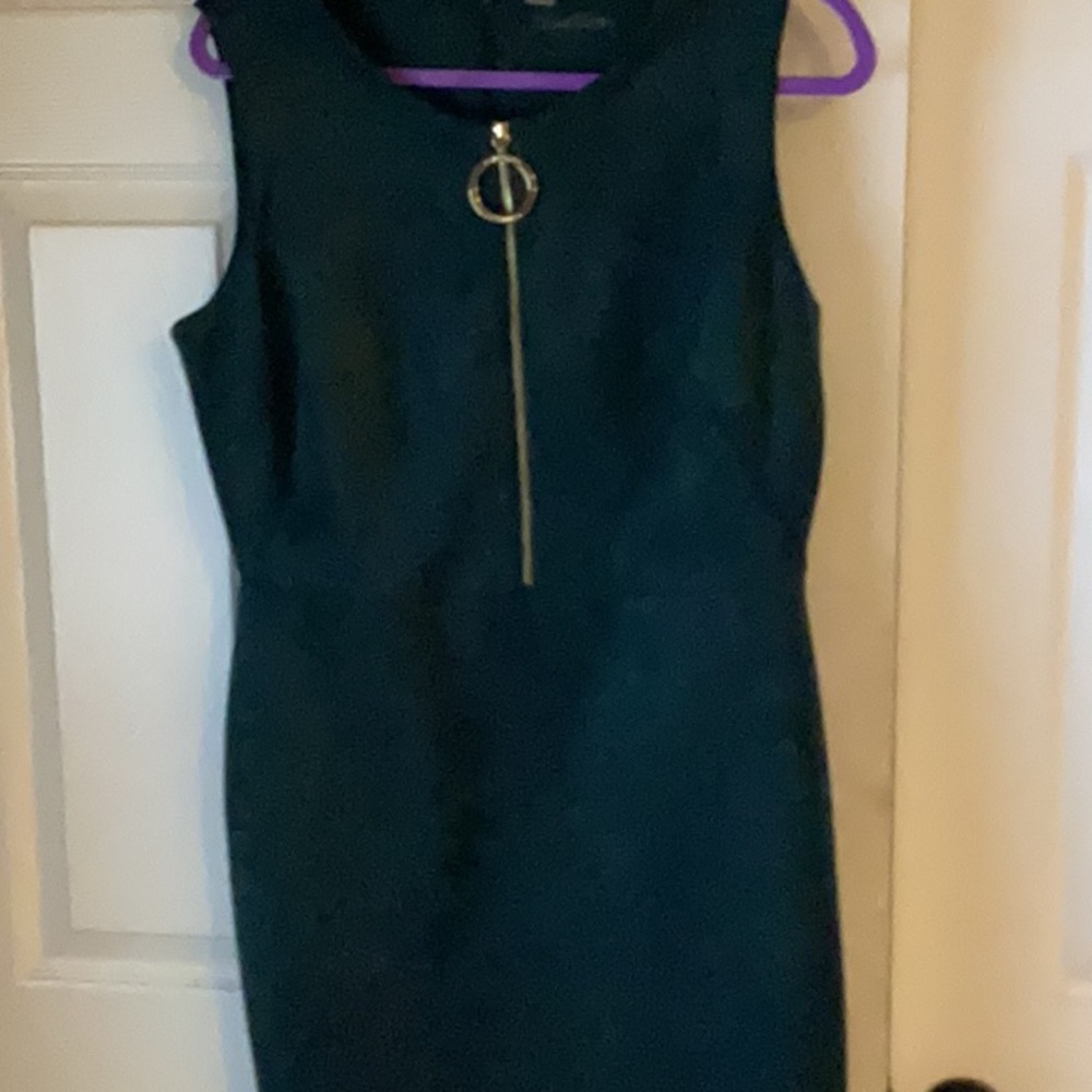 Chic greenDress with Zipper Detail